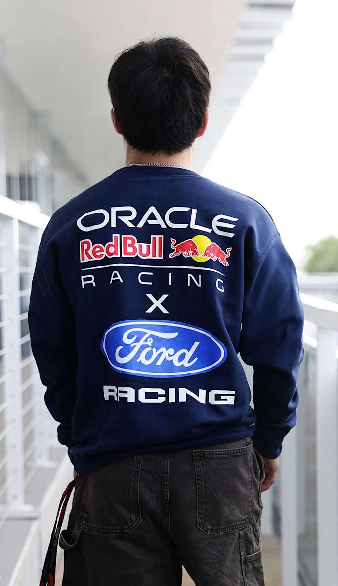 Red Bull Racing Merchandise Shop | redbullshop.com