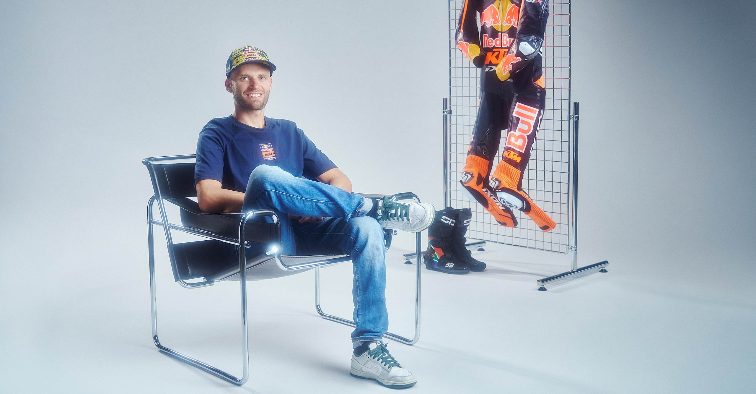 KTM-Header-Video-Binder
