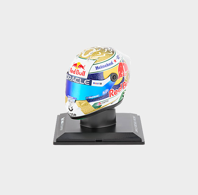 マックス・フェルスタッペンが2026シーズン用ヘルメットを公開！ | F1