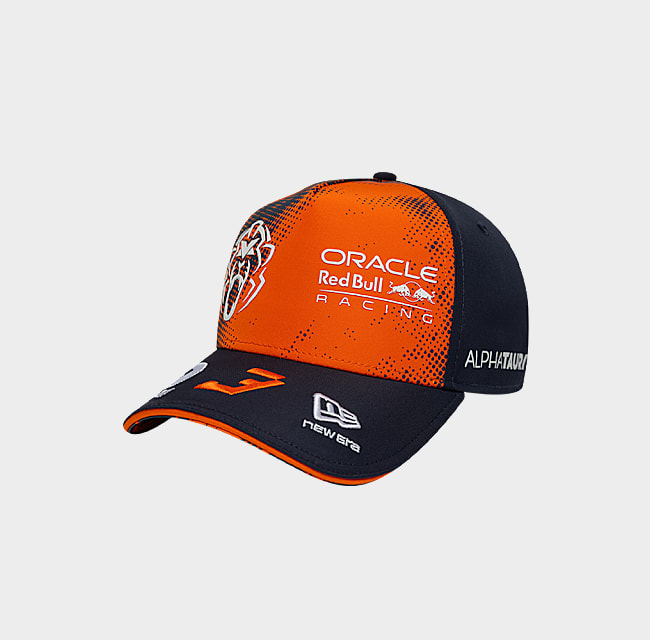 Max-Verstappen-Orange-Lion-