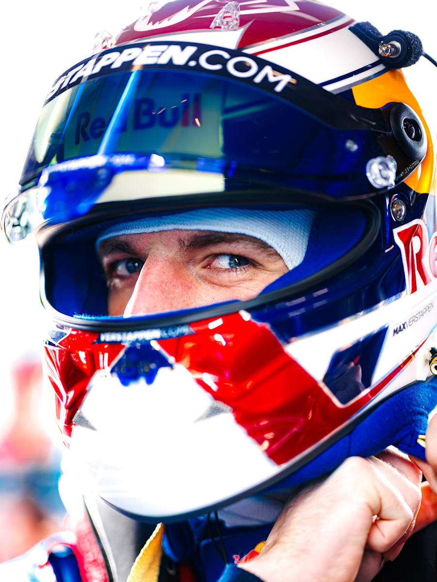 1:2 Max Verstappen 24h Nürburgring 2026 Mini Helmet (M-GEN26016): 