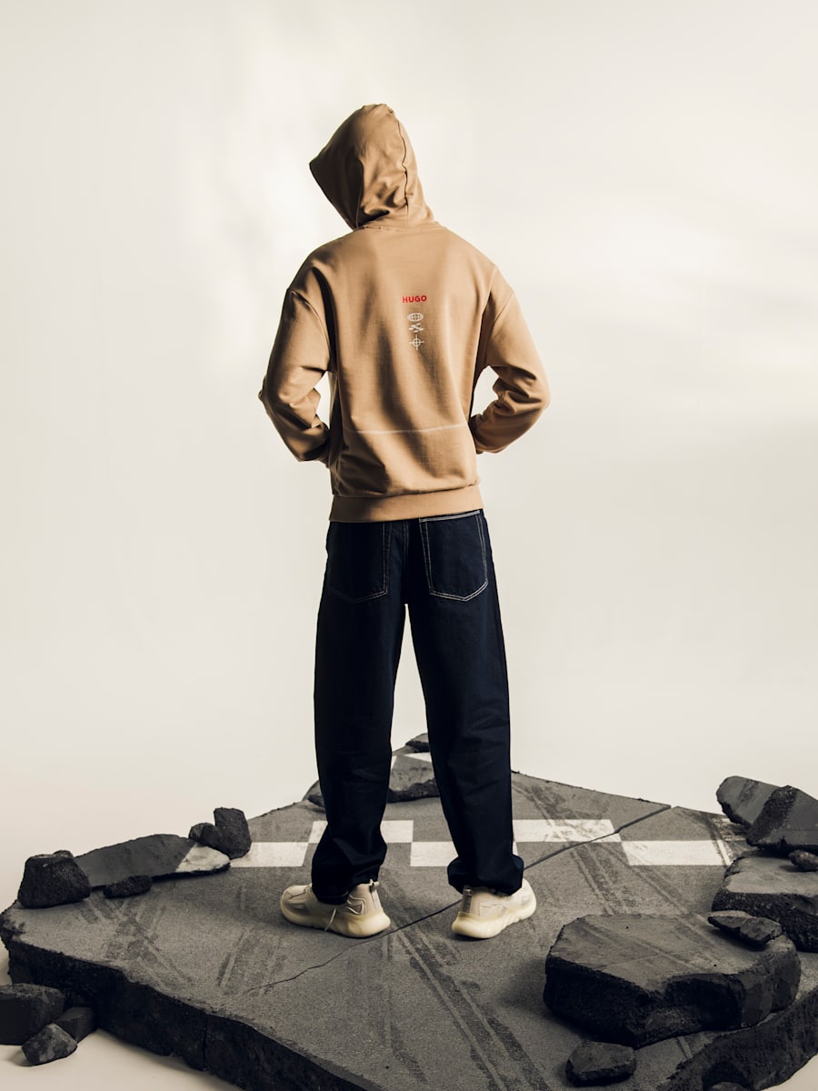 Logo Hoodie (M-RAB26022): Visa Cash App Racing Bulls