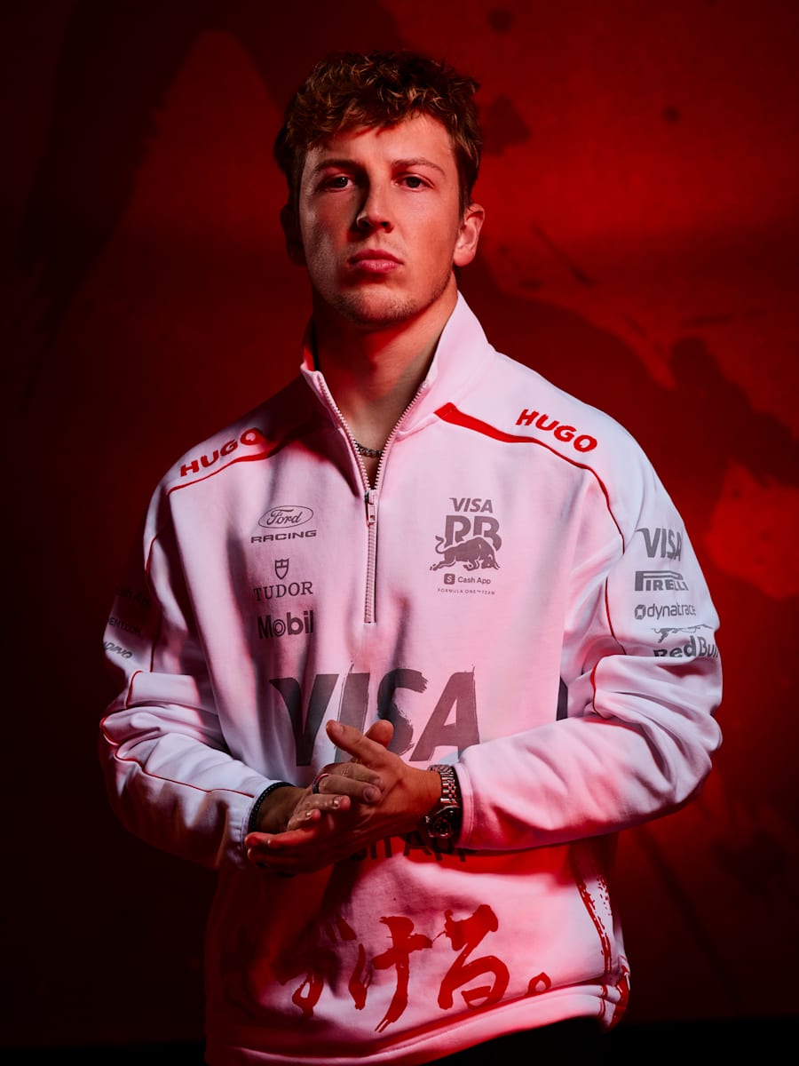 Japan Red Bull Spring Edition Replica Quarter Zip Sweatshirt (M-RAB26065): Visa Cash App RB Formula One Team