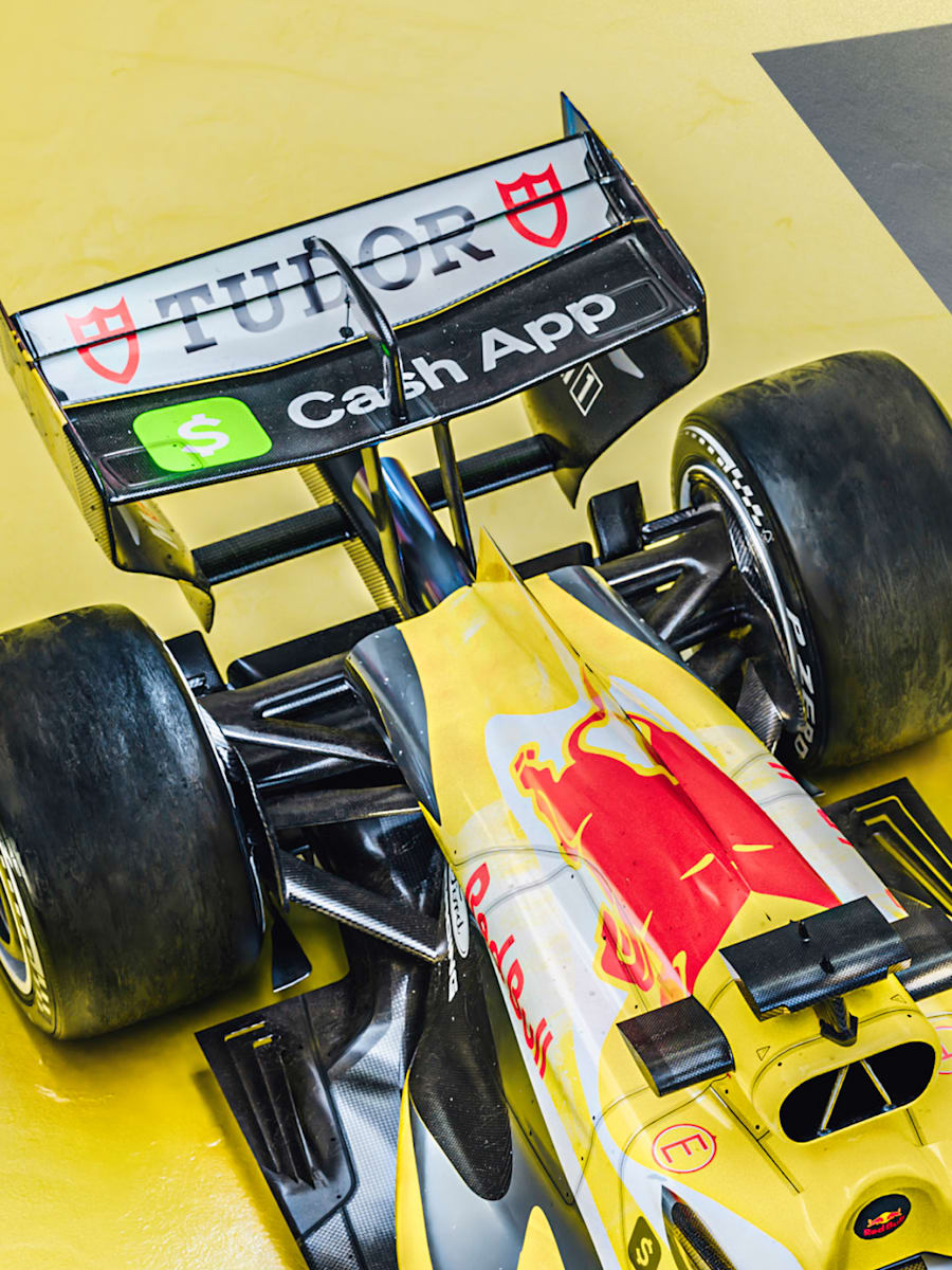 Visa Cash App Racing Bulls Miami GP 2026 Large Design Print (M-RAB26077): Visa Cash App Racing Bulls