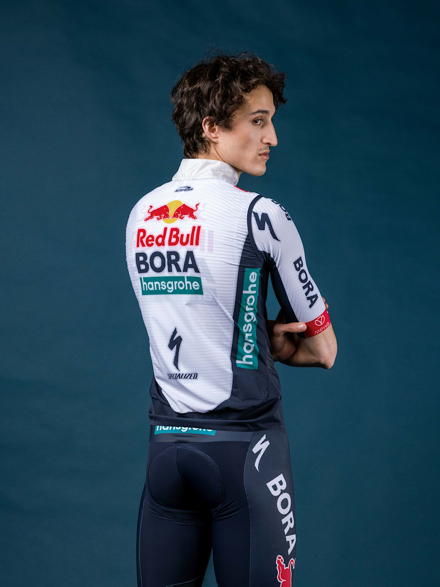 SPECIALIZED Wind Vest (M-RBB25068): Red Bull - BORA - hansgrohe