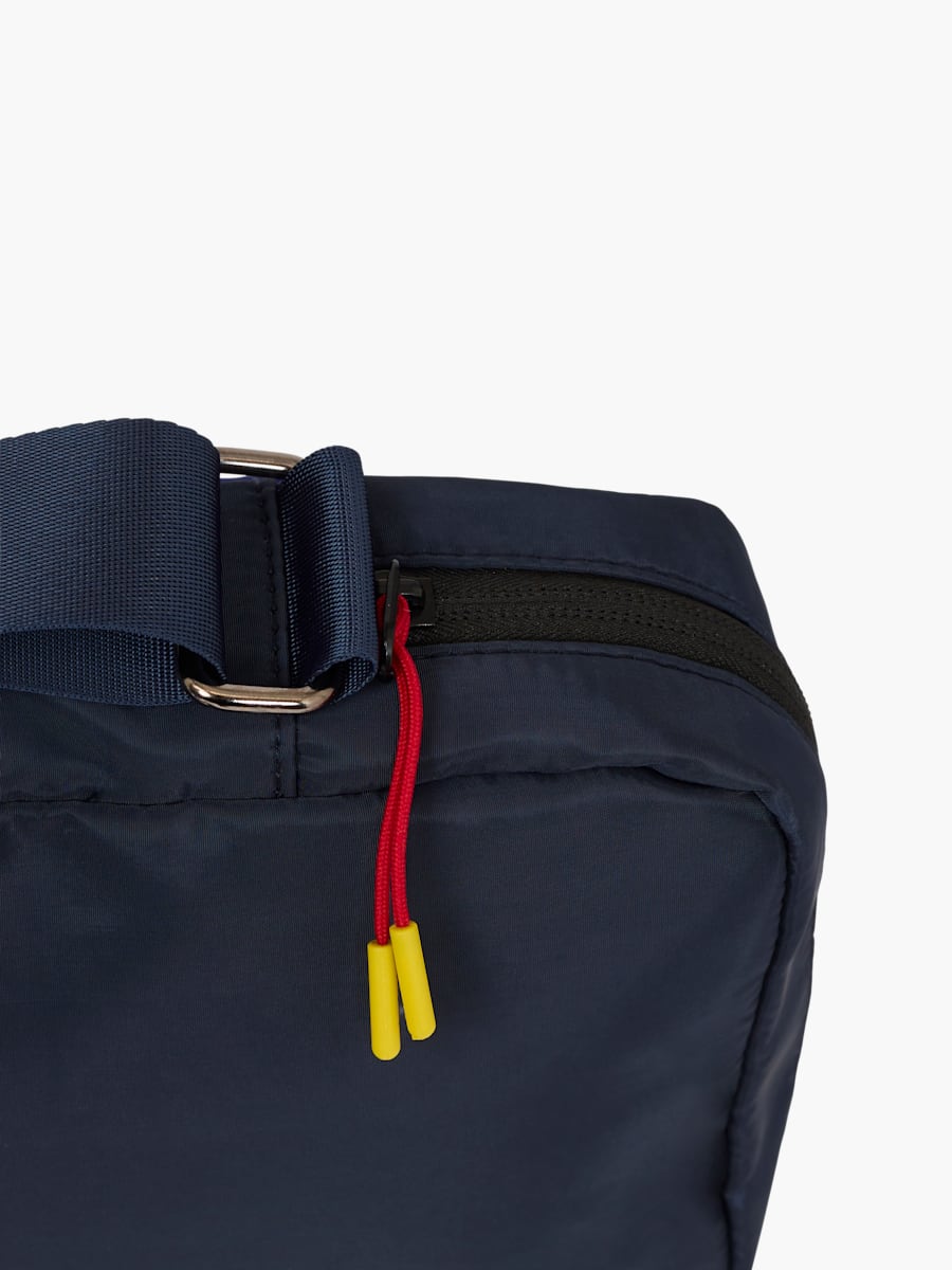 Oracle Red Bull Racing Cross-Body Bag  (M-RBR26137): Oracle Red Bull Racing