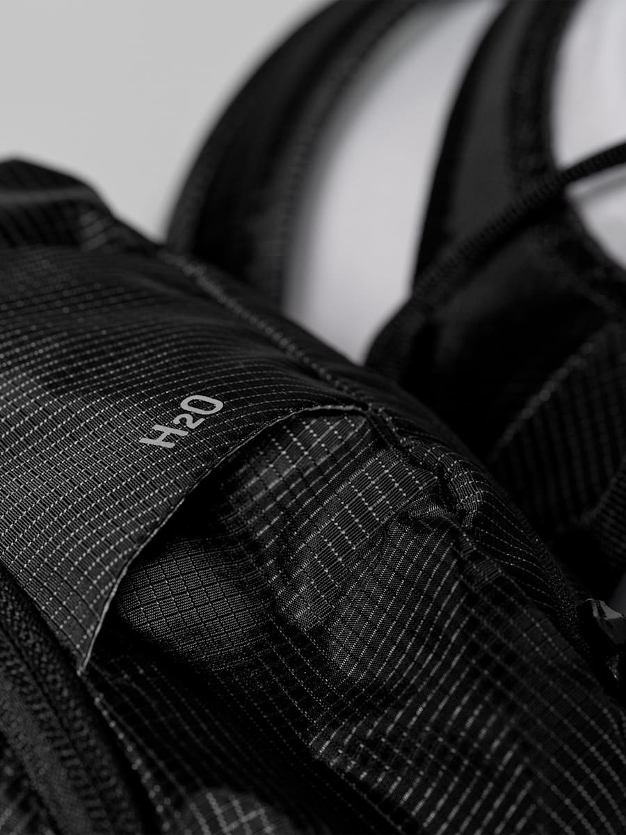 Ultra Train 18 Backpack (RBX25014): Red Bull X-Alps