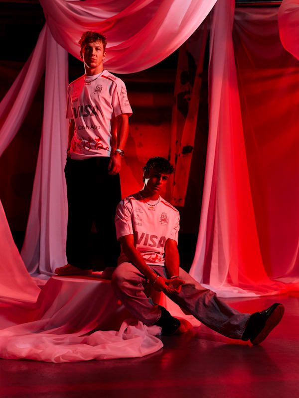 Japan Red Bull Spring Edition Replica T-Shirt (M-RAB26064): Visa Cash App Racing Bulls