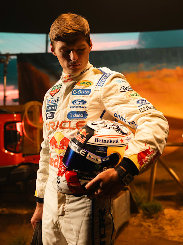 1:2 Max Verstappen Austin GP 2026 Minihelm (M-RBR26240): Oracle Red Bull Racing