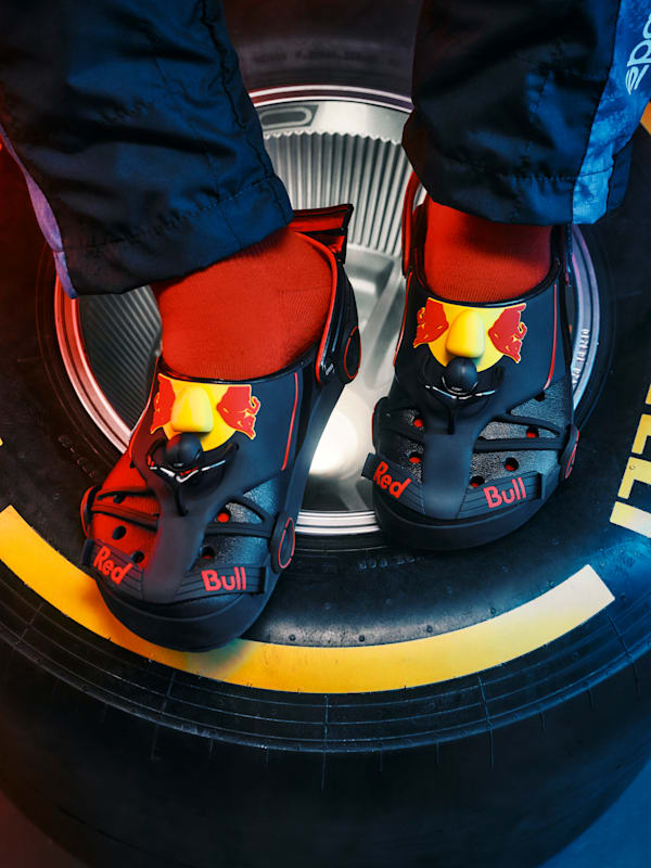 Oracle Red Bull Racing x Crocs Crocband™ Clog (M-RBR26248): Oracle Red Bull Racing