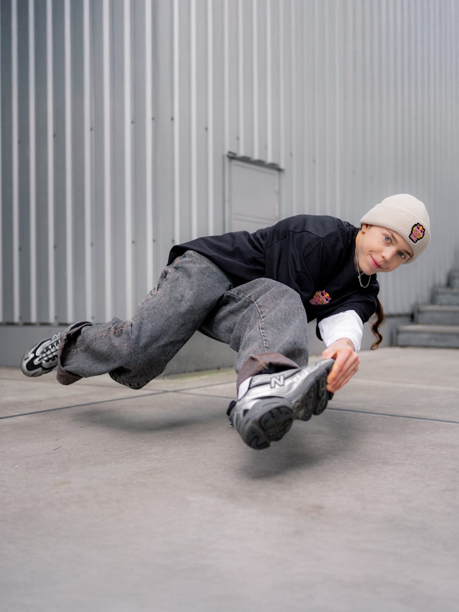 New Era Flow Beanie (M-BCO264005): Red Bull BC One