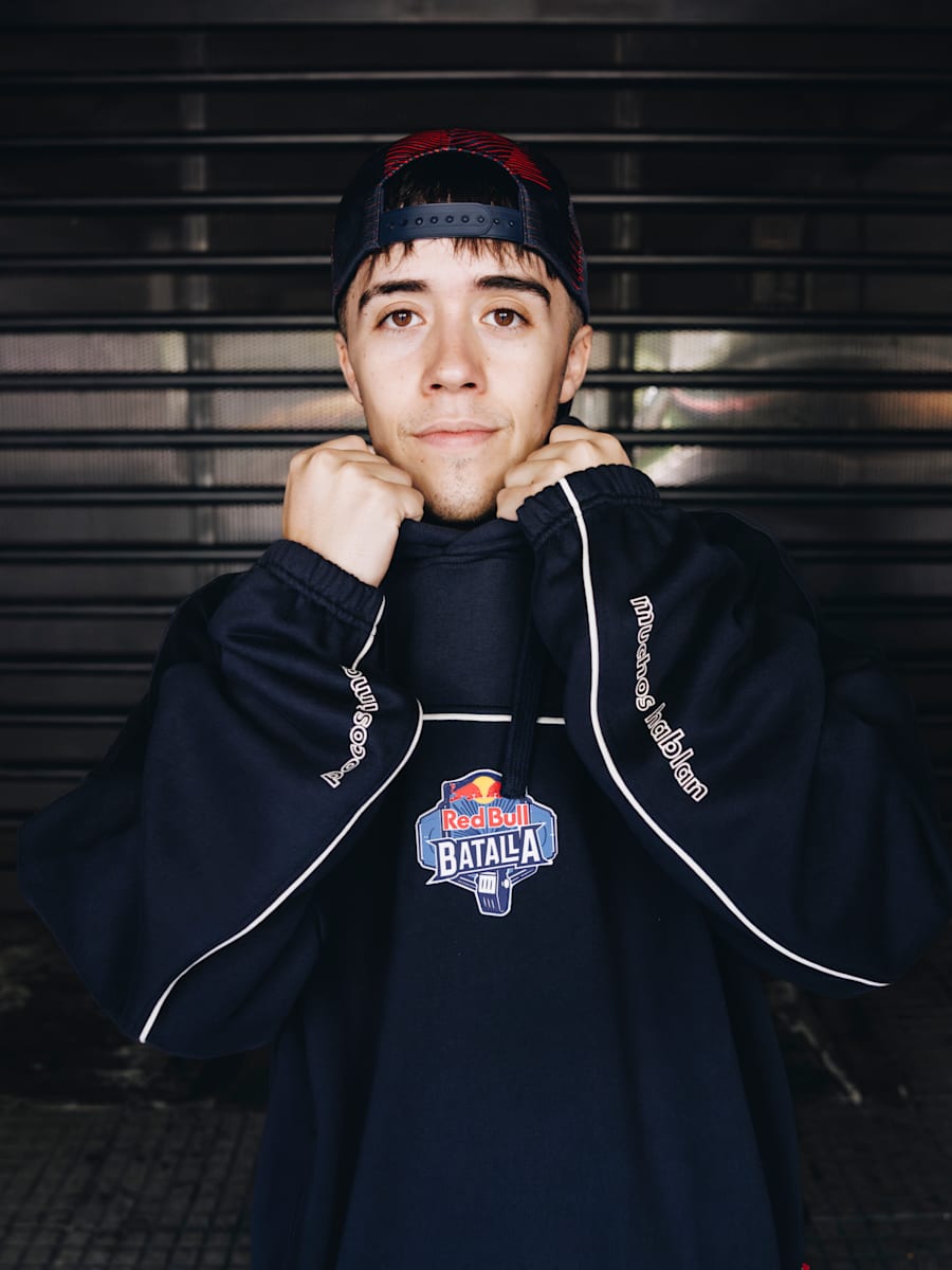 Rima Hoodie (M-BDG262002): Red Bull Batalla