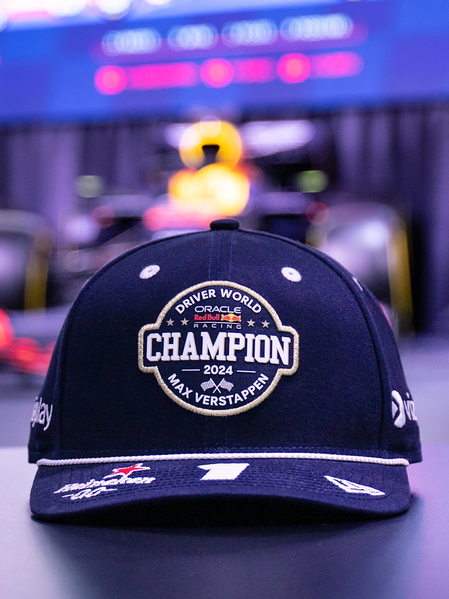 Oracle Red Bull Racing Shop Max Verstappen World Champion 2024 Cap only here at redbullshop