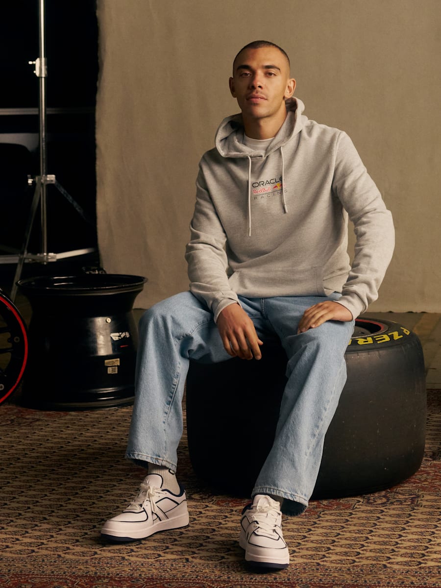 Essential Hoodie (M-RBR26052): Oracle Red Bull Racing