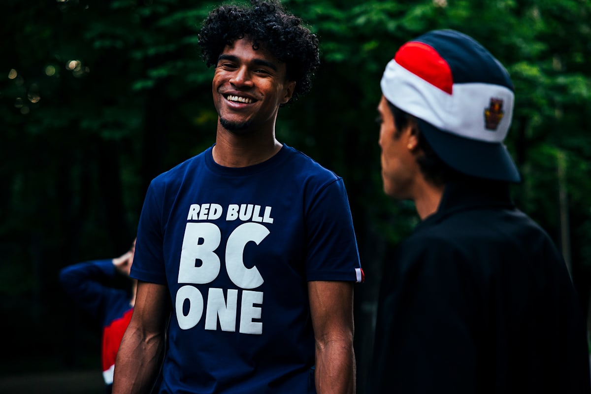 Slide T-Shirt (BCO22003): Red Bull BC One slide-t-shirt (image/jpeg)