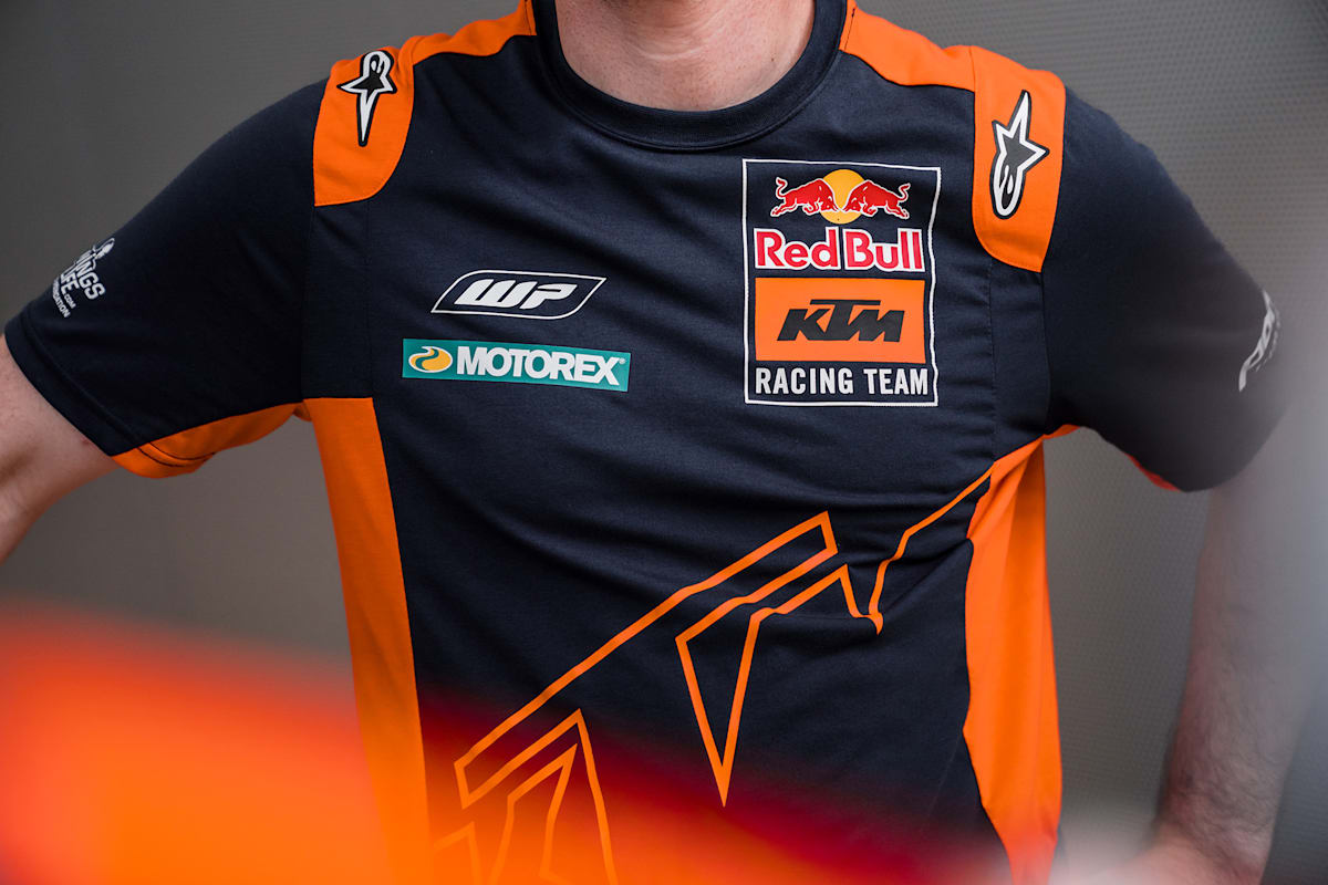 Official Teamline T-Shirt (KTM22008): Red Bull KTM Racing Team official-teamline-t-shirt (image/jpeg)></figure>
            </div>
<a href=